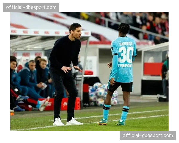 勒沃库森迎战法兰克福，阿隆索的控场哲学能否克制格拉斯纳的快速反击？