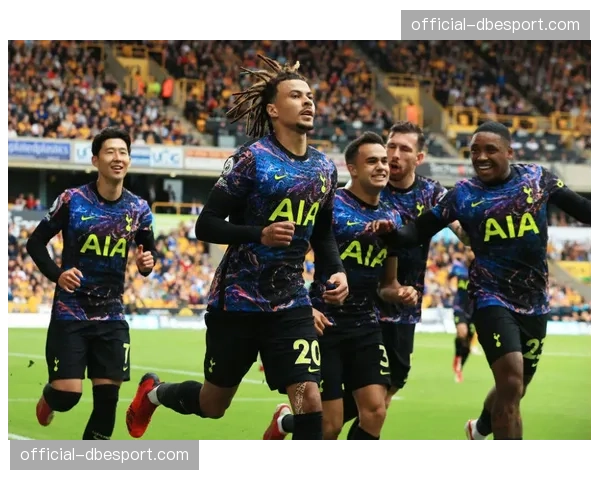 帕利尼亚第82分钟替补铲射破门，热刺客场1-0绝杀狼队